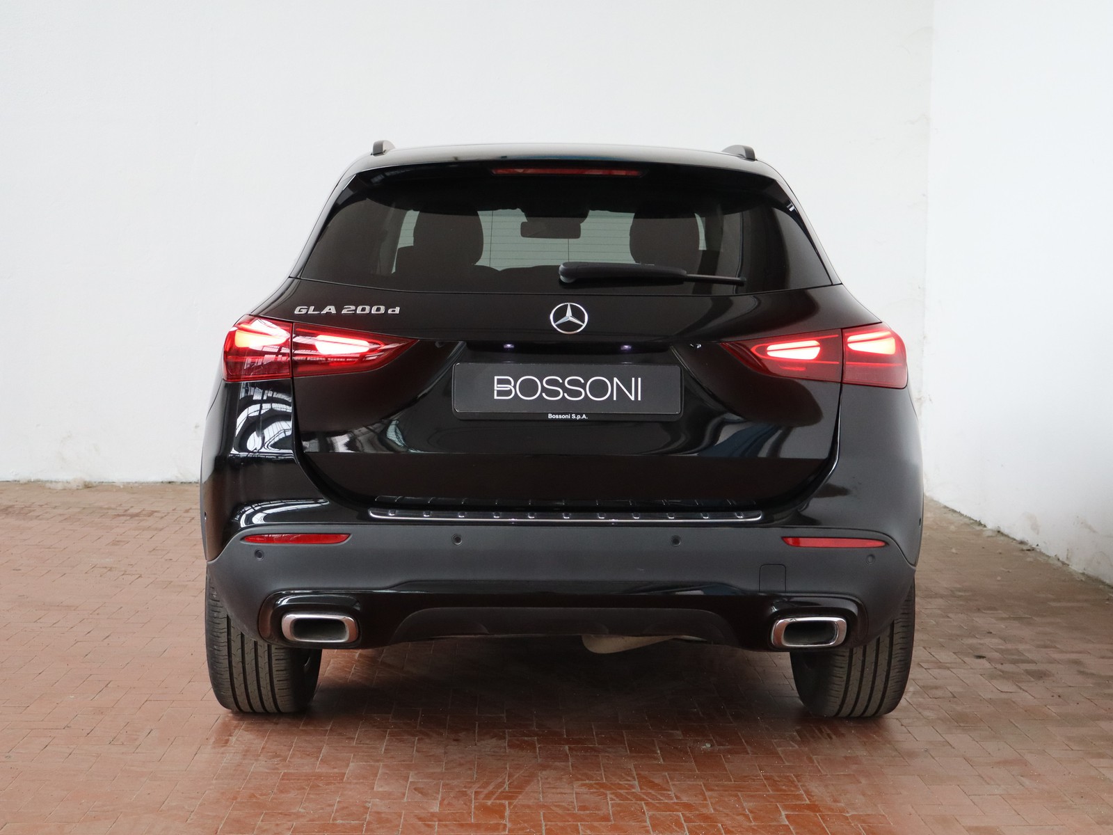 6 - Mercedes GLA 200 d progressive advanced plus 8g-dct