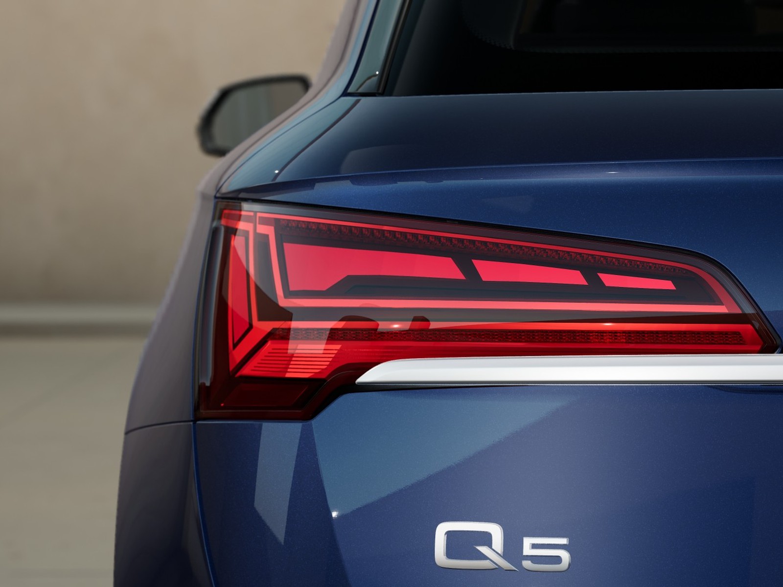 9 - Audi Q5 40 2.0 tdi mhev 12v s line quattro s tronic