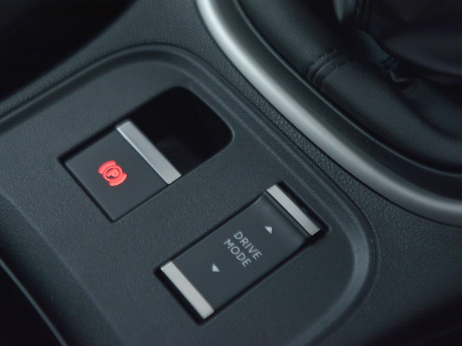 18 - Jeep Avenger 1.2 turbo 100cv summit fwd