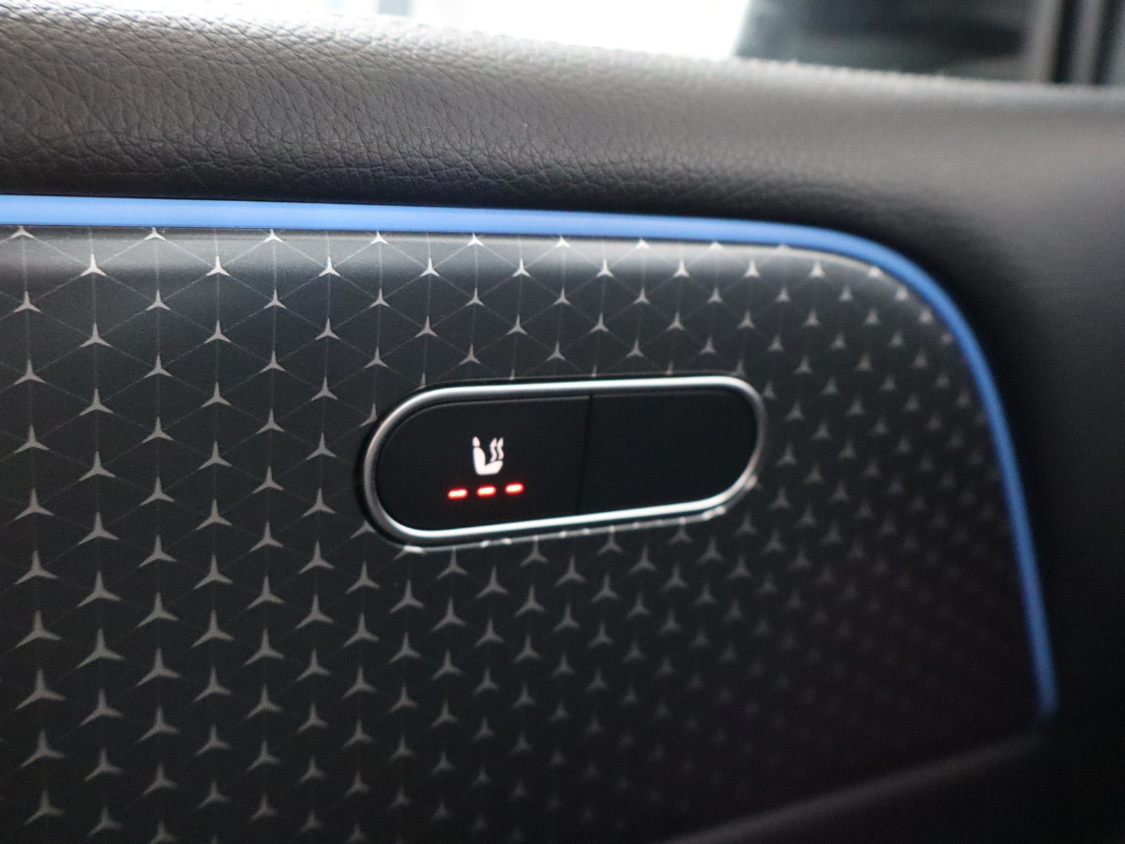 15 - Mercedes GLB 200 d progressive advanced plus 8g-dct