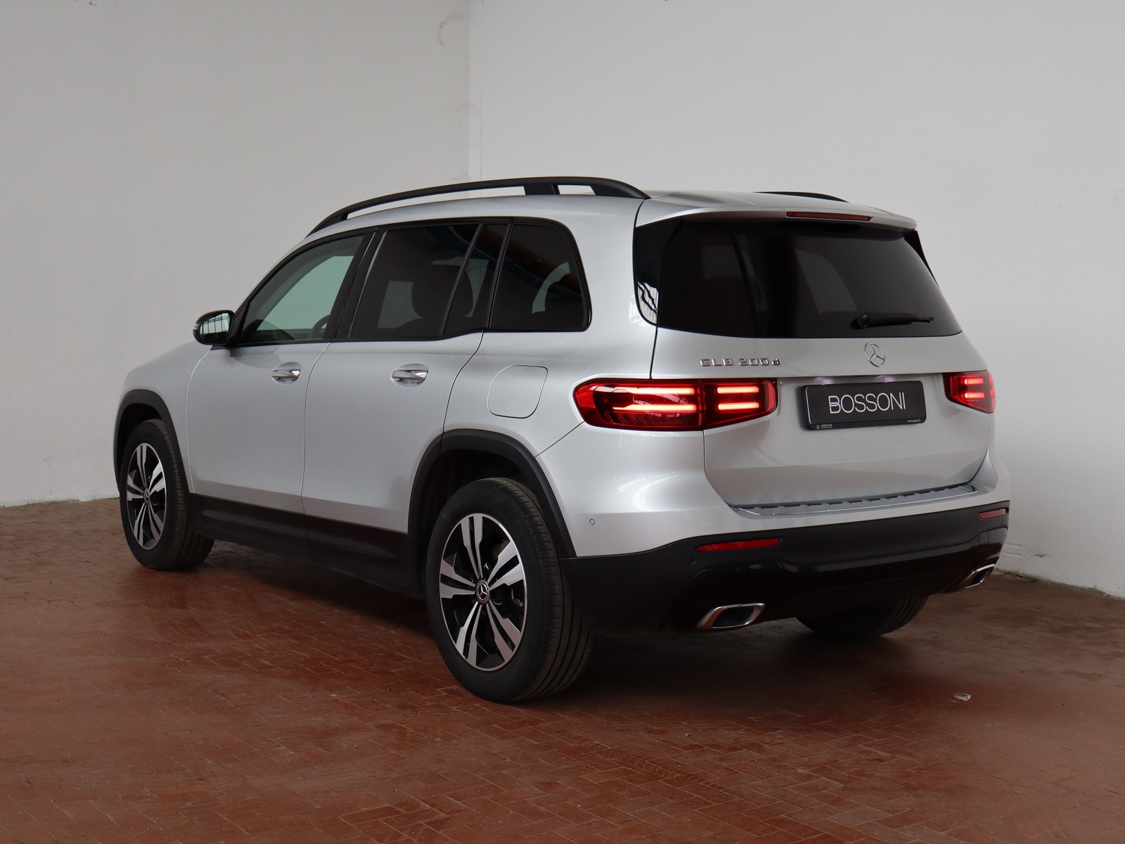 5 - Mercedes GLB 200 d progressive advanced plus 8g-dct