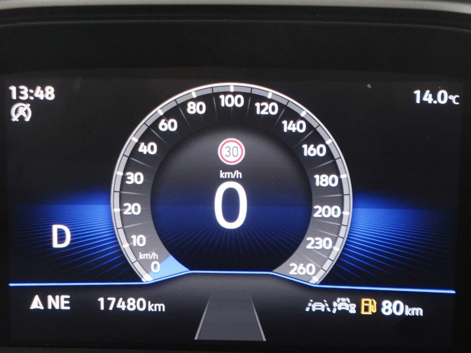 30 - Volkswagen T-Roc 2.0 tdi scr 150cv life dsg