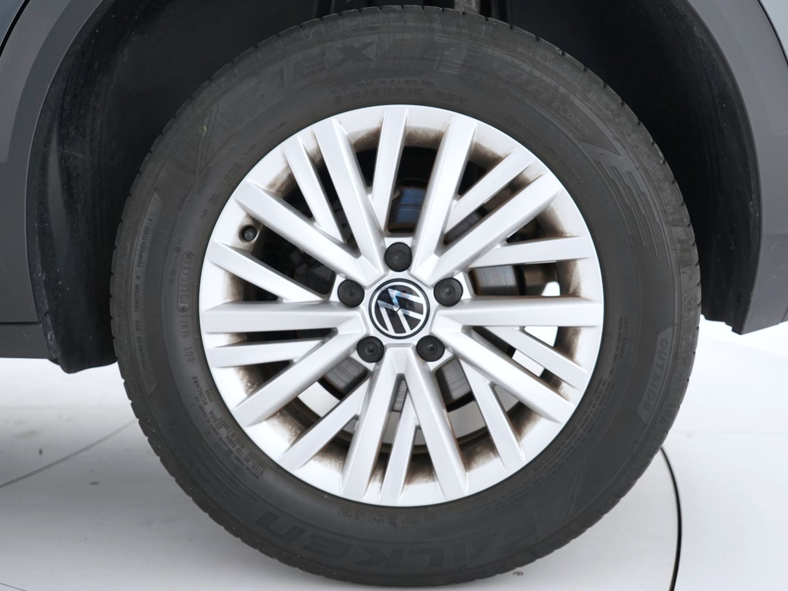 12 - Volkswagen T-Roc 2.0 tdi scr 115cv life