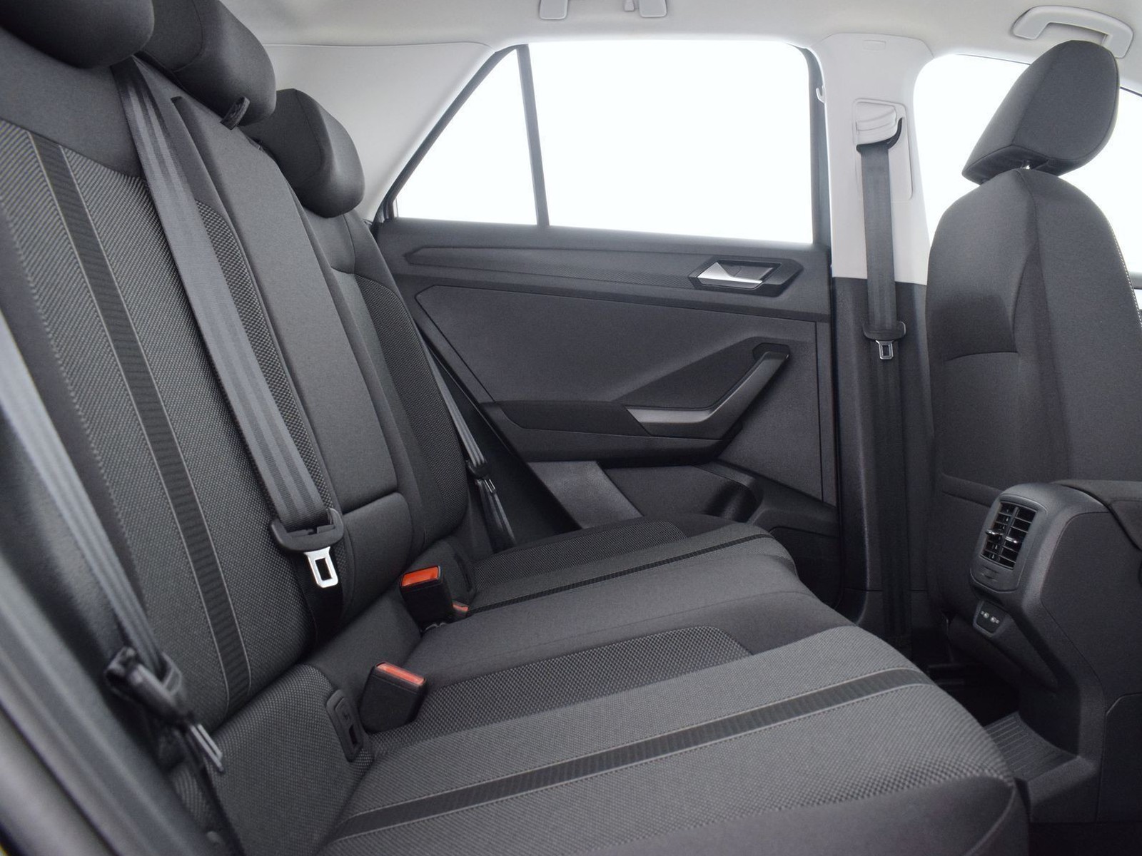 9 - Volkswagen T-Roc 2.0 tdi scr 115cv life