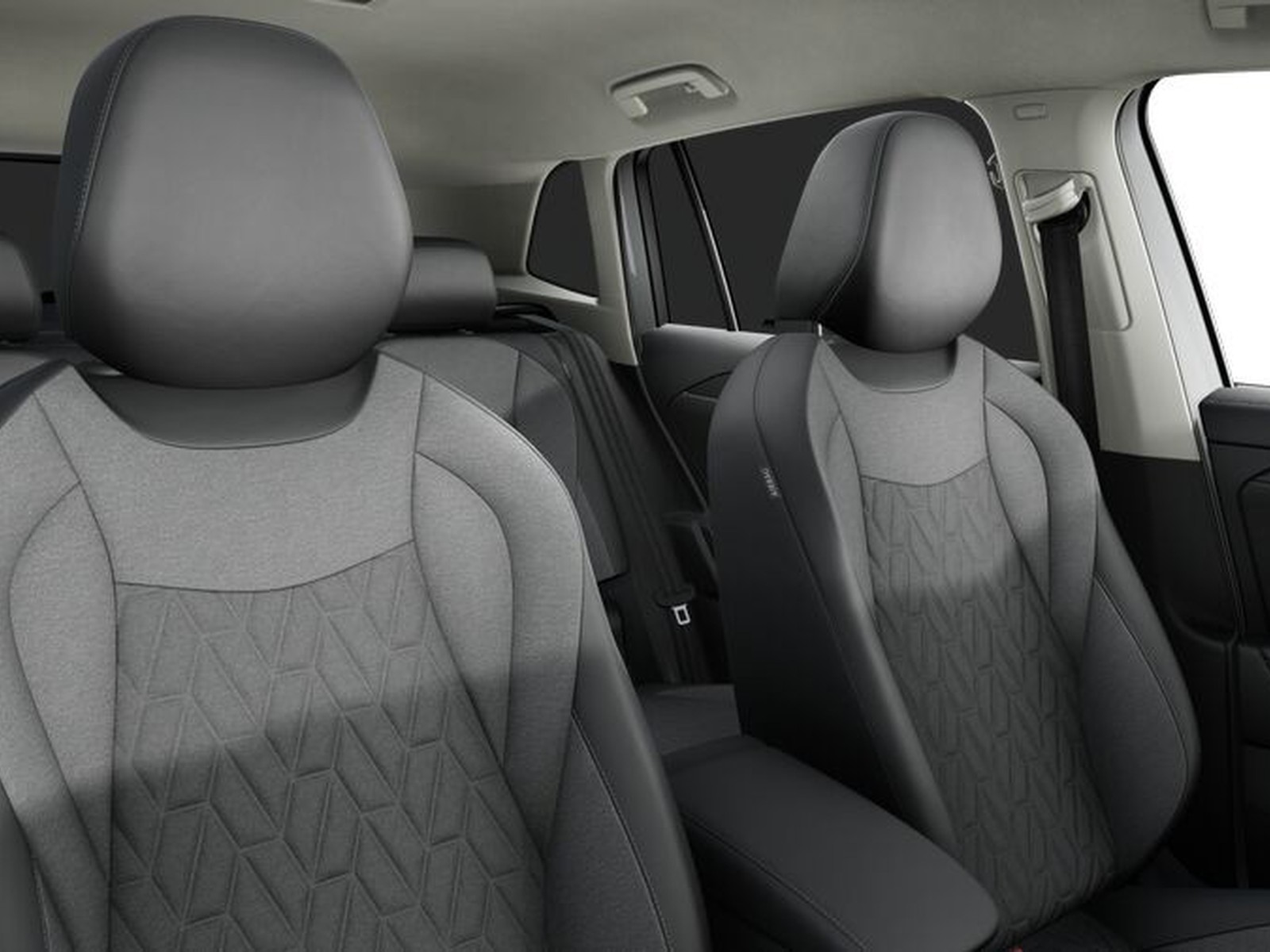 9 - Volkswagen Tiguan 1.5 etsi act 150cv edition plus dsg