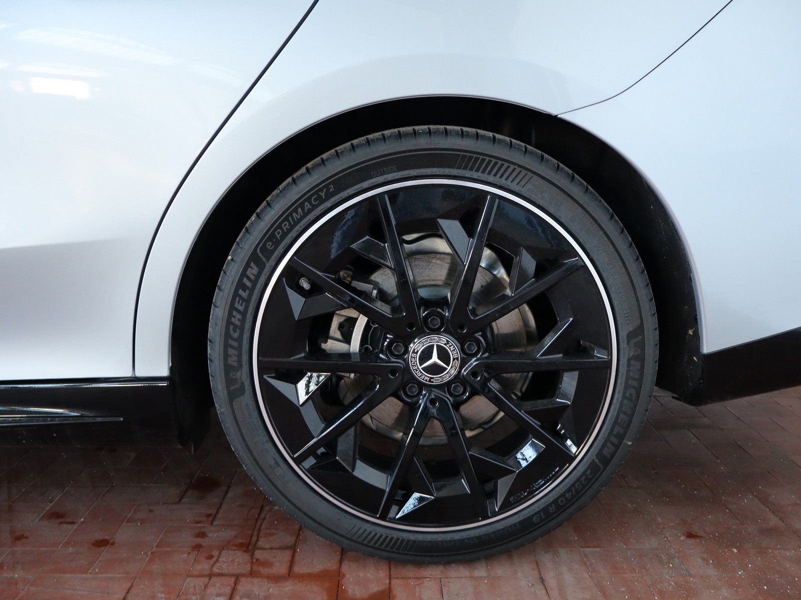 4 - Mercedes CLA 200 advanced plus auto