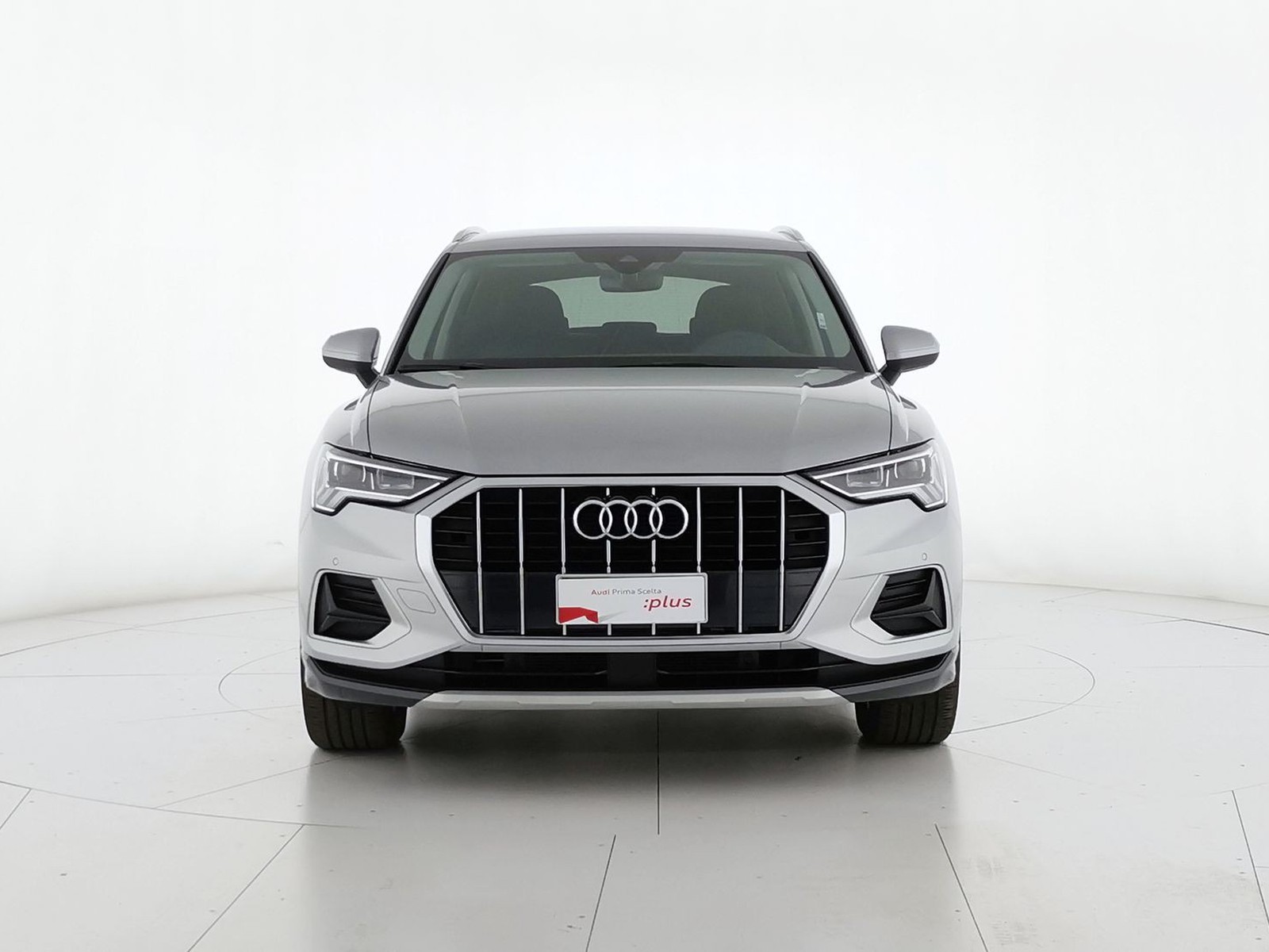 14 - Audi Q3 35 2.0 tdi business advanced s tronic
