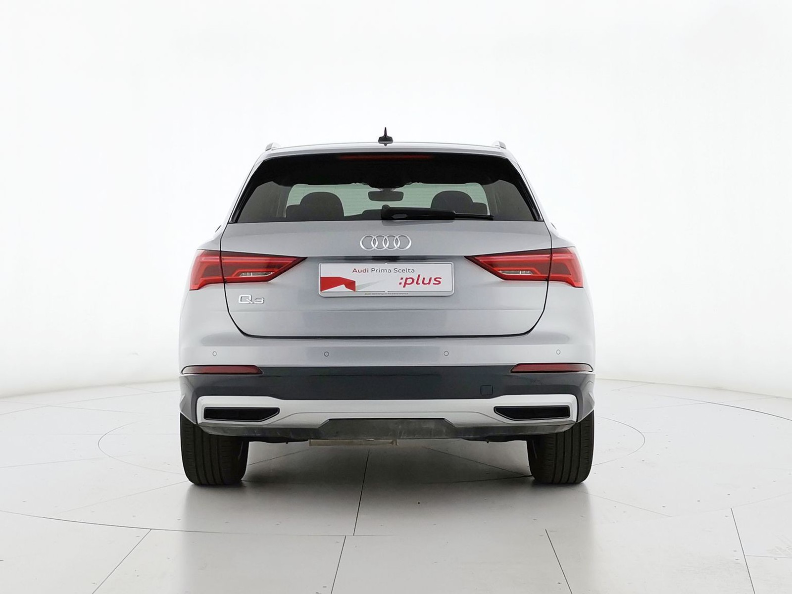 15 - Audi Q3 35 2.0 tdi business advanced s tronic