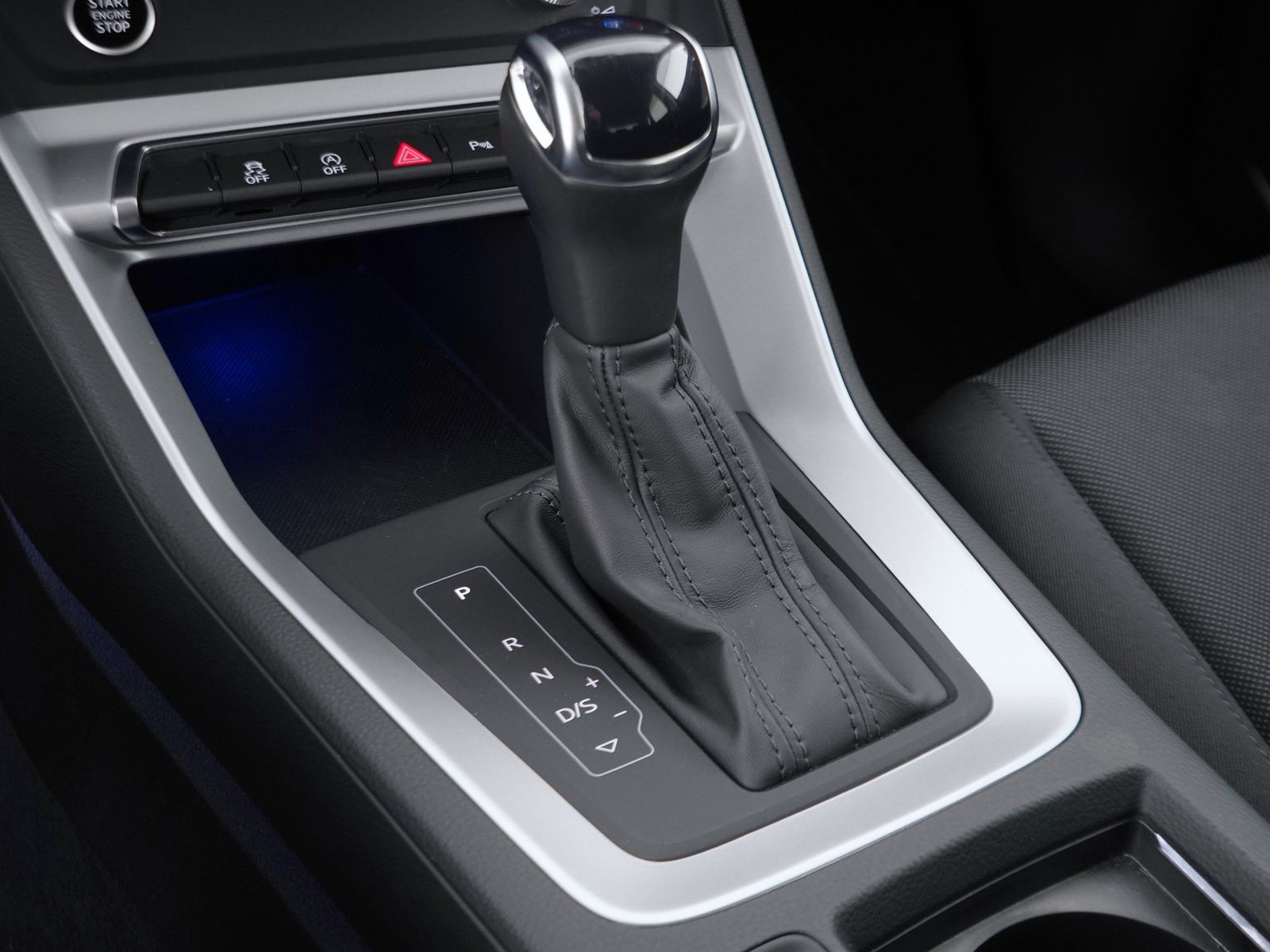 22 - Audi Q3 35 2.0 tdi business advanced s tronic