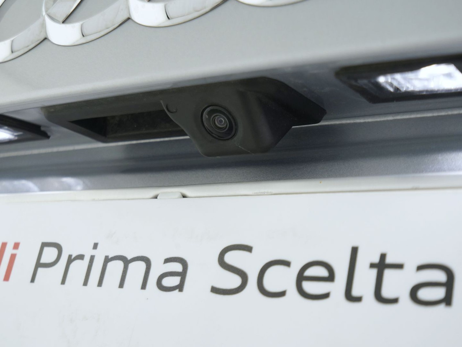 33 - Audi Q3 35 2.0 tdi business advanced s tronic