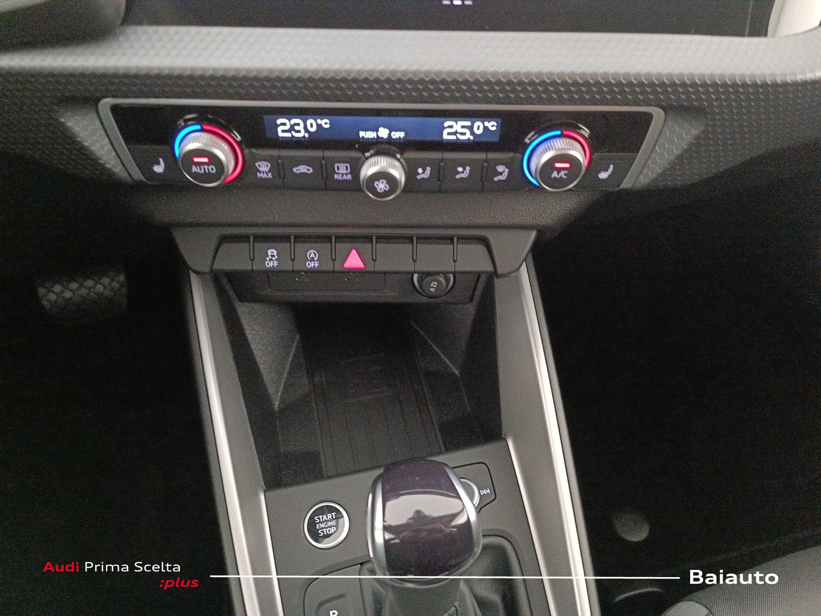 11 - Audi A1 sportback 30 1.0 tfsi 116cv business s tronic