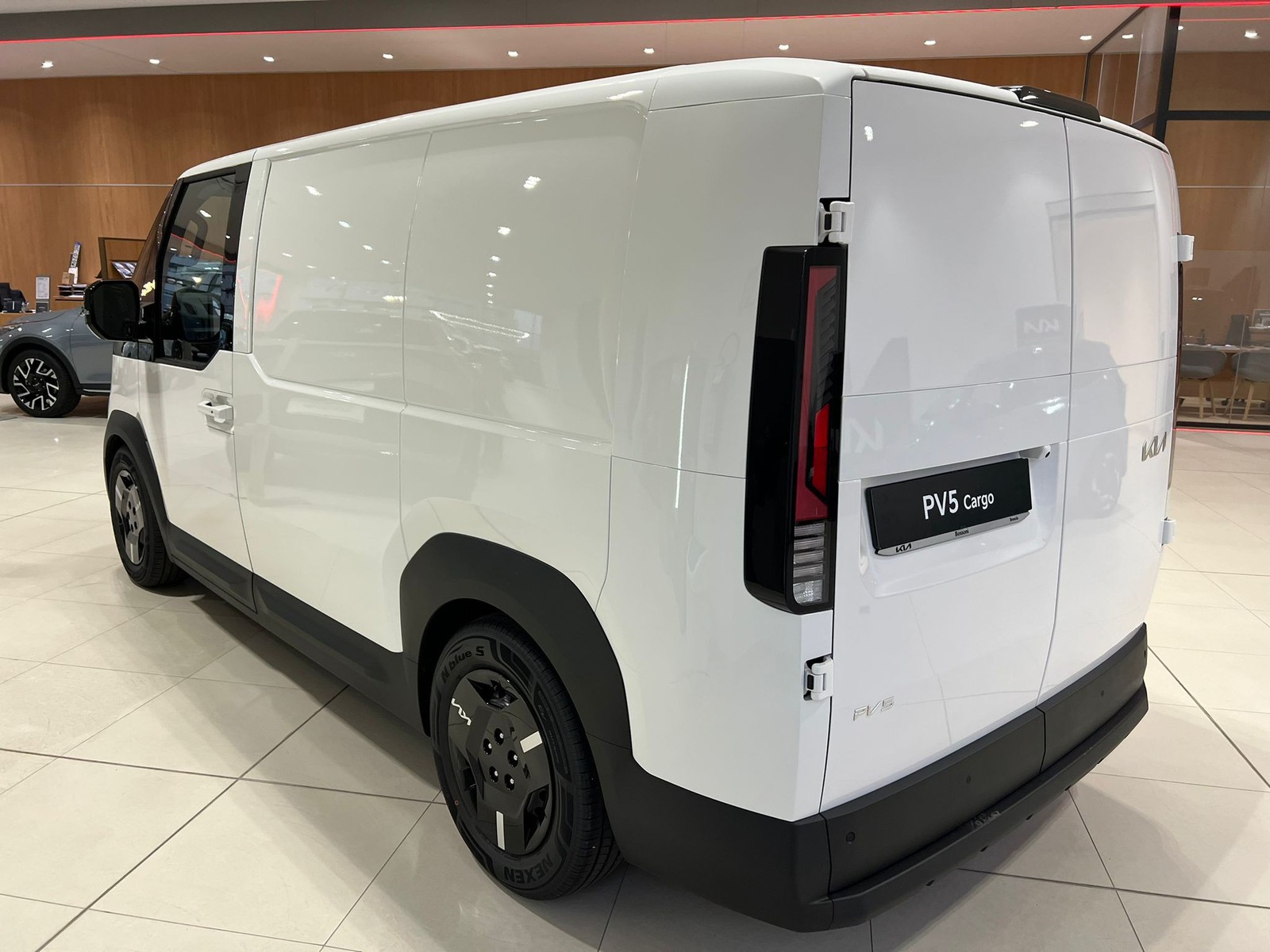 6 - Kia PV5 Cargo LR BUSINESS WNT