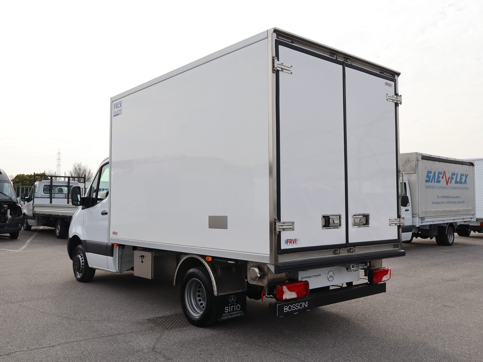 4 - Mercedes Vans Sprinter 417 2.0 cdi t 37/35 rwd r.gem.