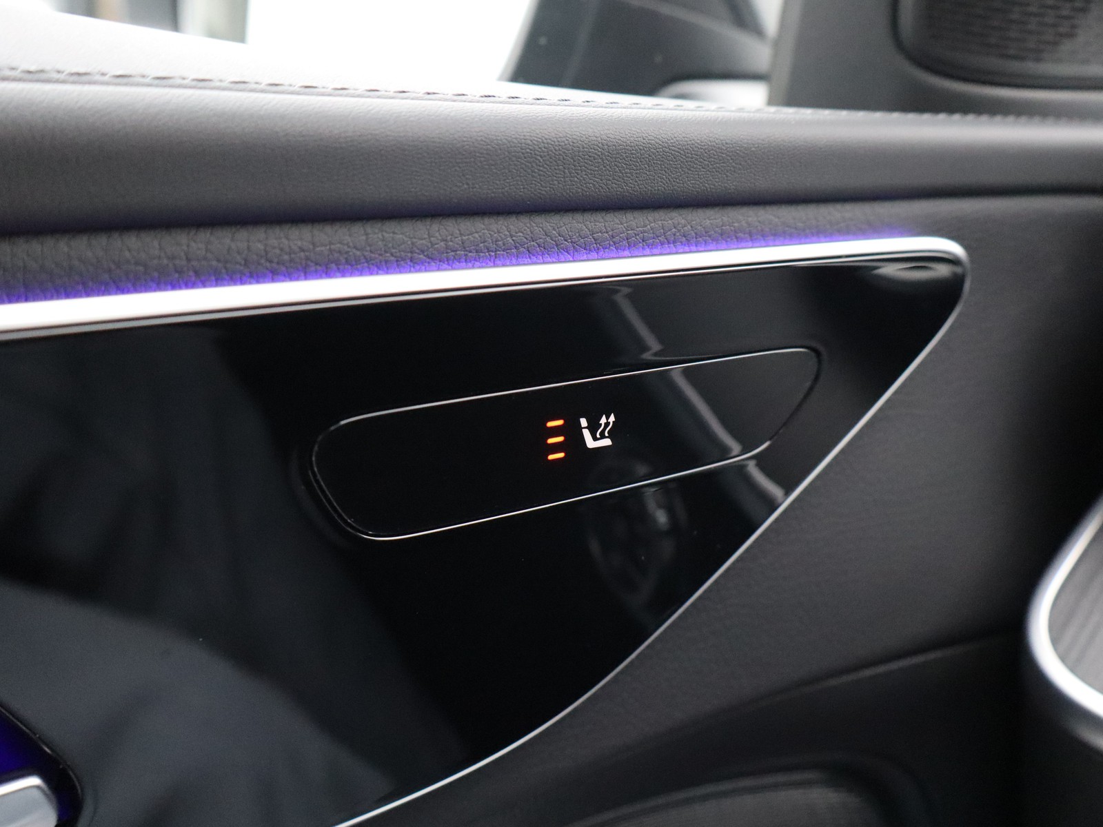 14 - Mercedes Classe C berlina 300 de plug in hybrid amg line advanced 9g-tronic