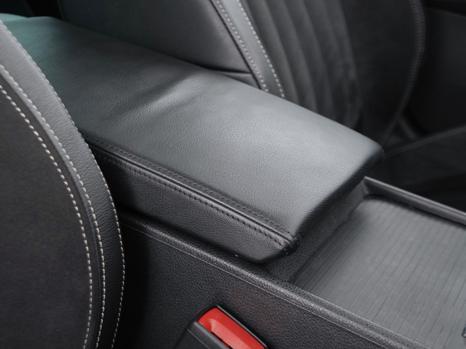 18 - Skoda Superb wagon 2.0 tdi evo scr 150cv style dsg