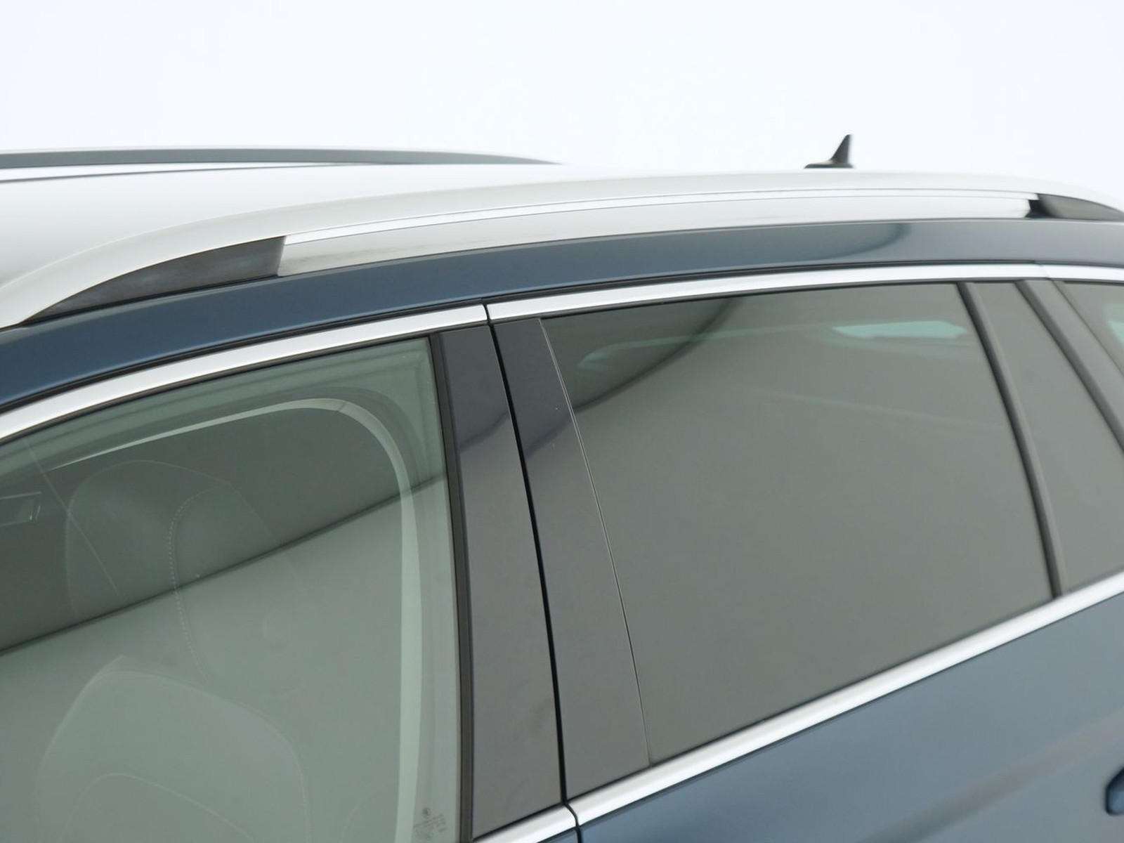 38 - Skoda Superb wagon 2.0 tdi evo scr 150cv style dsg