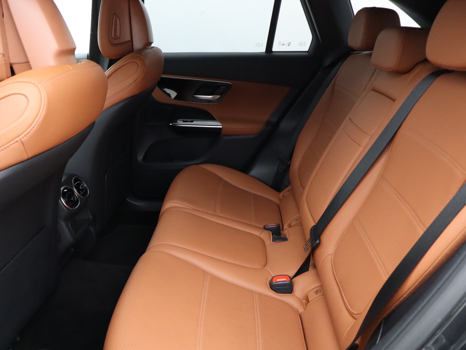 8 - Mercedes GLC suv 200 advanced plus 4matic 9g-tronic