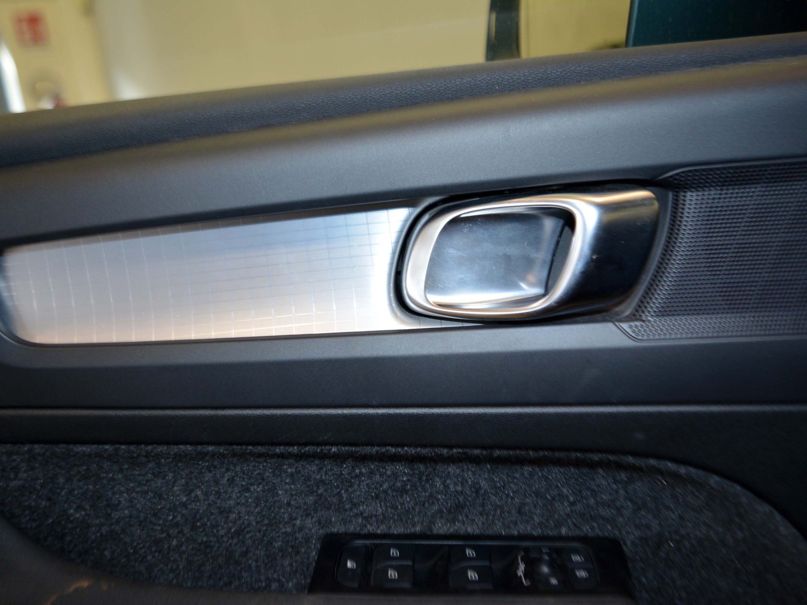 15 - Volvo XC40 1.5 t4 recharge plug-in-hybrid inscription expression geartronic my21