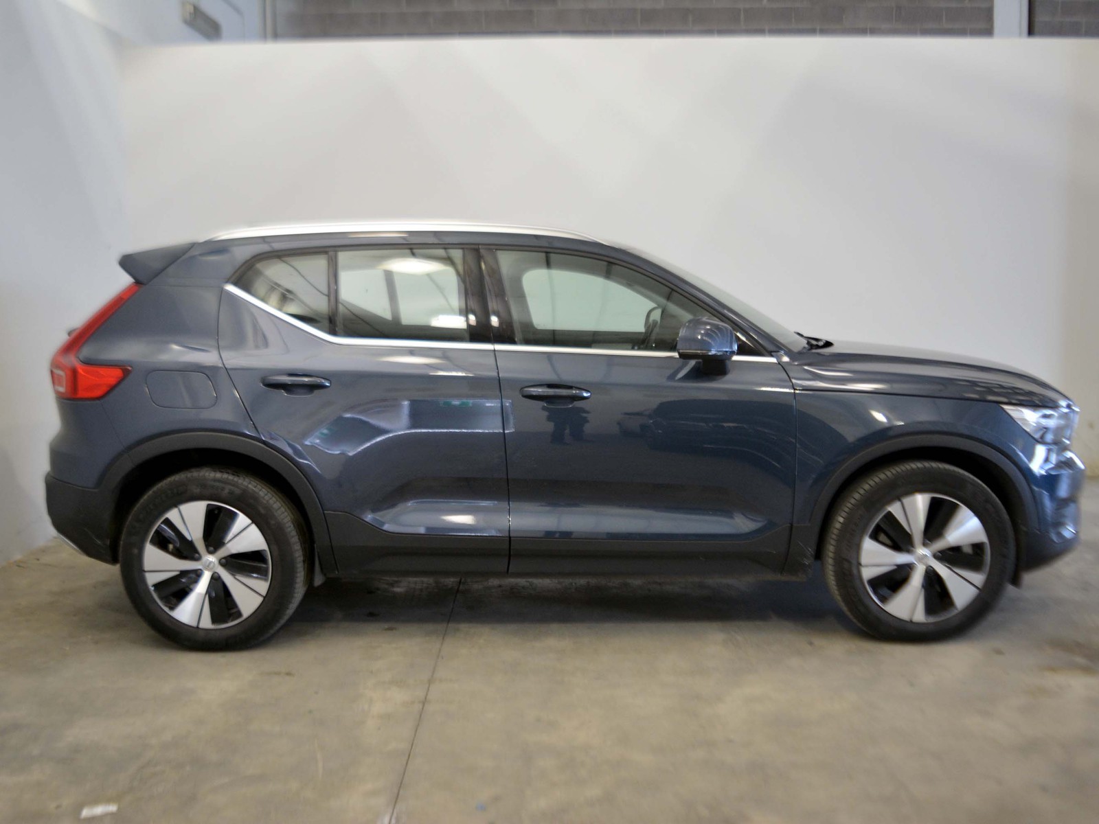 24 - Volvo XC40 1.5 t4 recharge plug-in-hybrid inscription expression geartronic my21