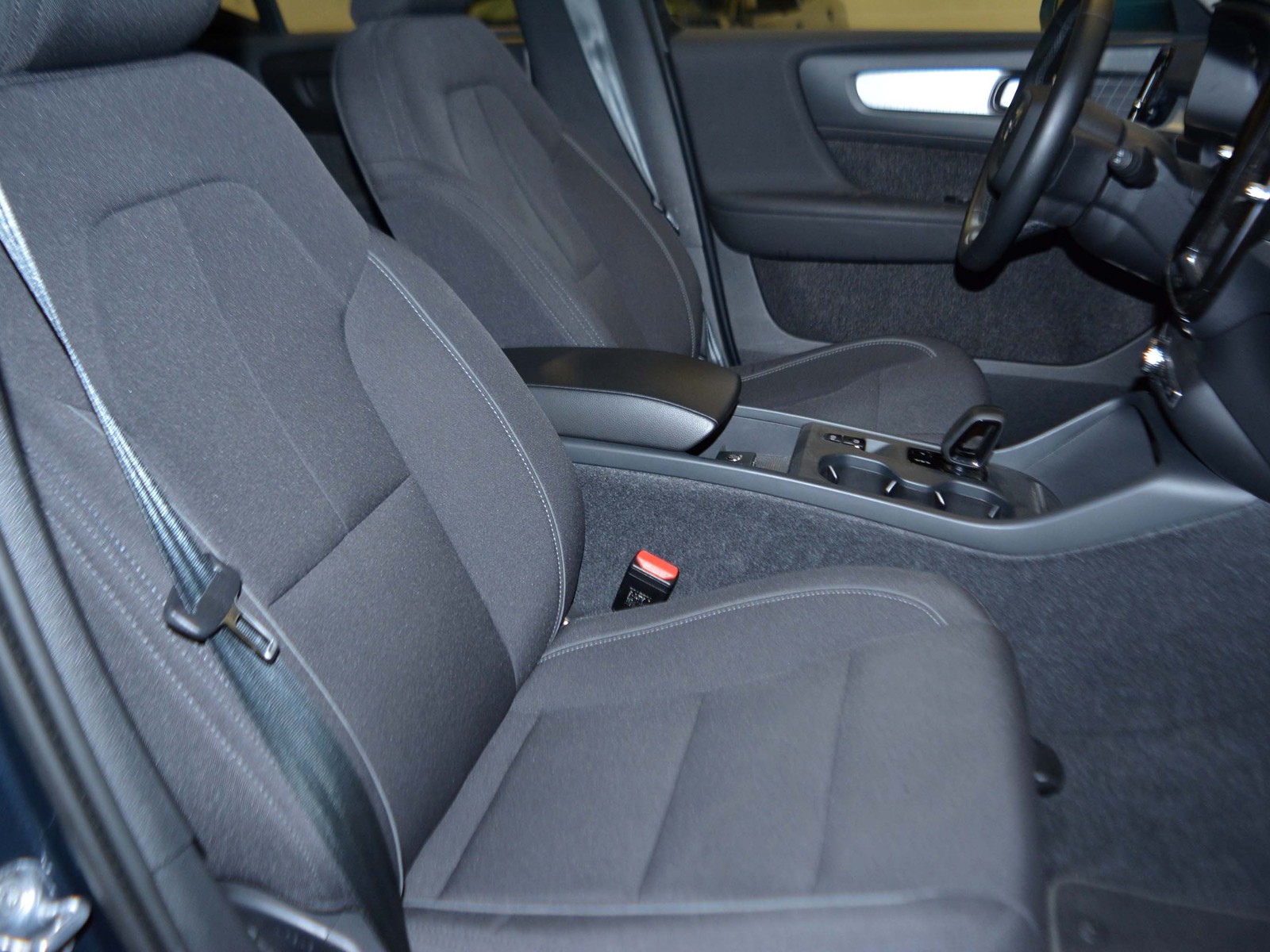 5 - Volvo XC40 1.5 t4 recharge plug-in-hybrid inscription expression geartronic my21