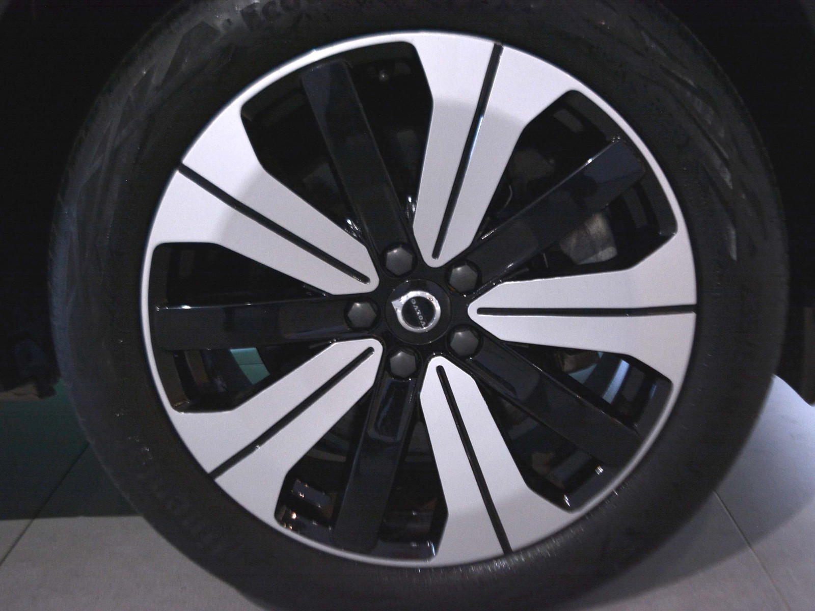 17 - Volvo XC40 1.5 t5 recharge plug-in-hybrid plus bright automatico