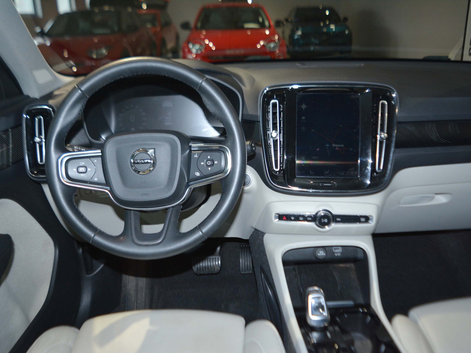 9 - Volvo XC40 1.5 t5 recharge plug-in-hybrid plus bright automatico