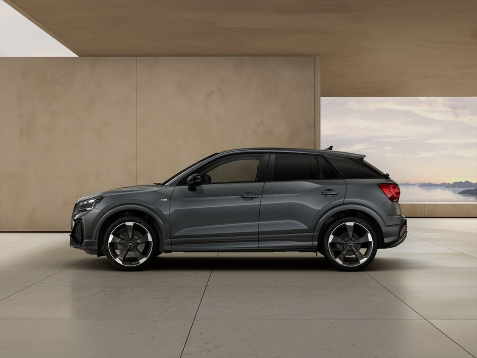 5 - Audi Q2 35 2.0 tdi identity black s tronic