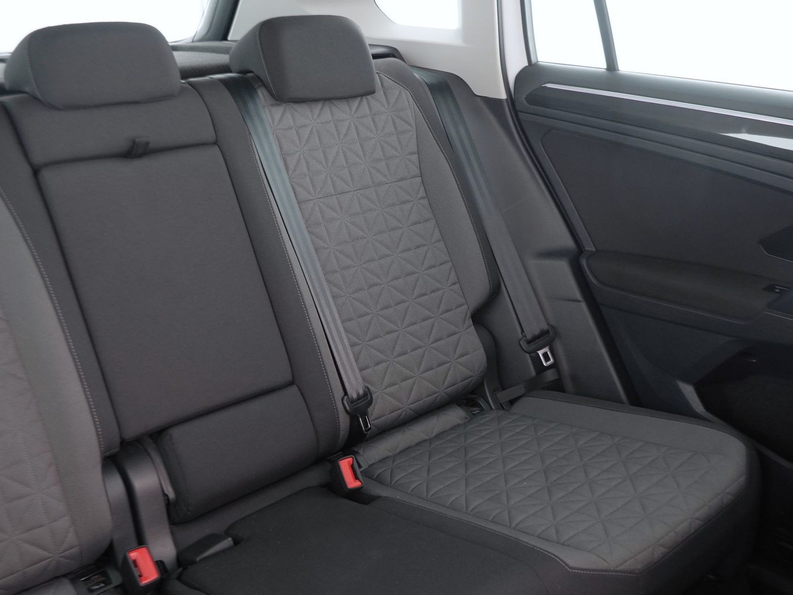22 - Volkswagen Tiguan 2.0 tdi scr 150cv life dsg