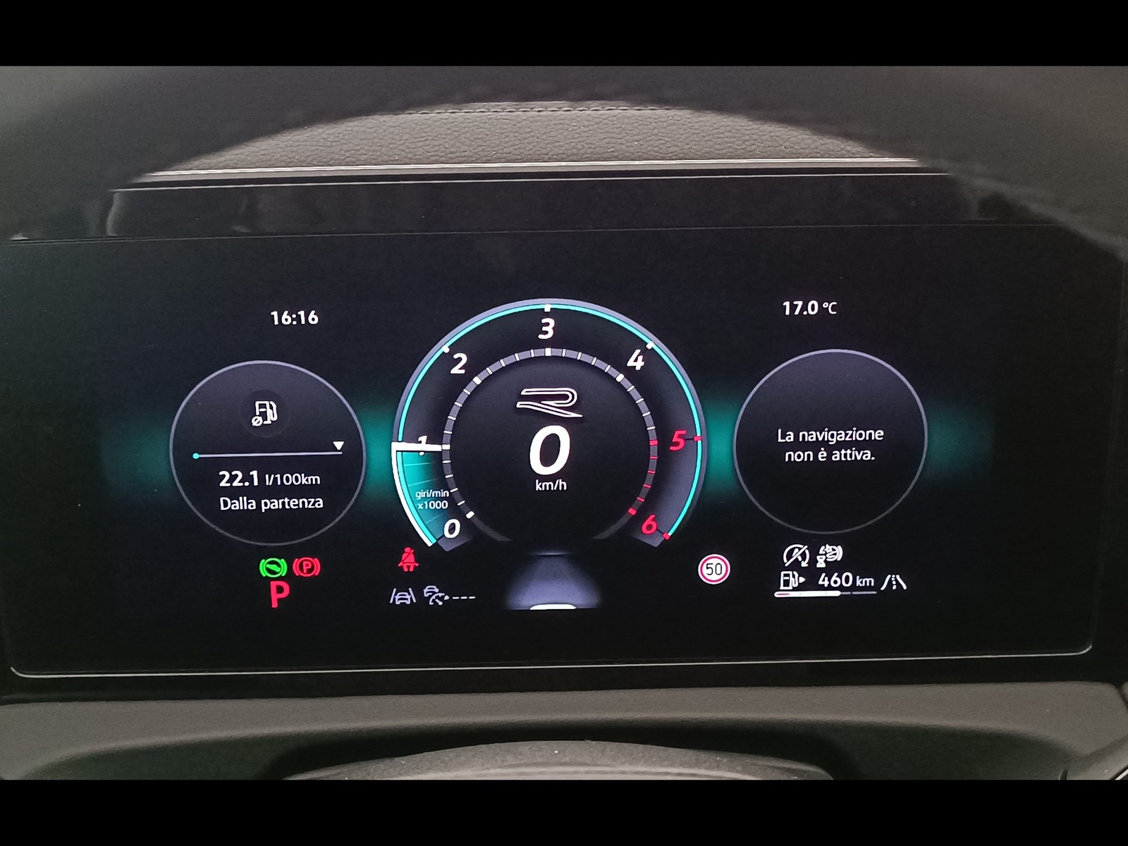 18 - Volkswagen Tiguan 2.0 tdi scr 150cv r-line dsg