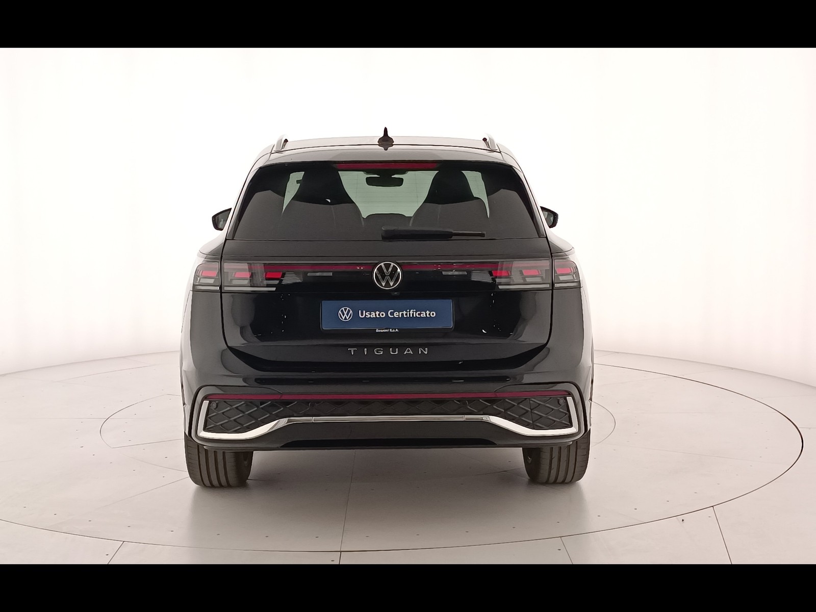 4 - Volkswagen Tiguan 2.0 tdi scr 150cv r-line dsg