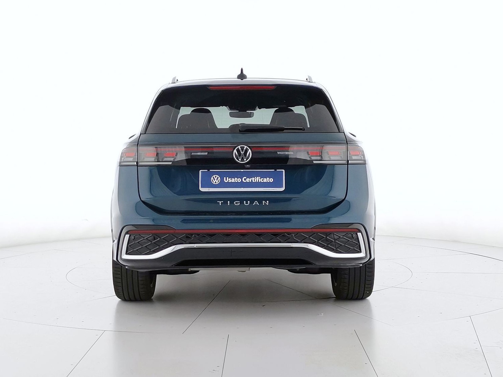 5 - Volkswagen Tiguan 2.0 tdi scr 150cv r-line dsg