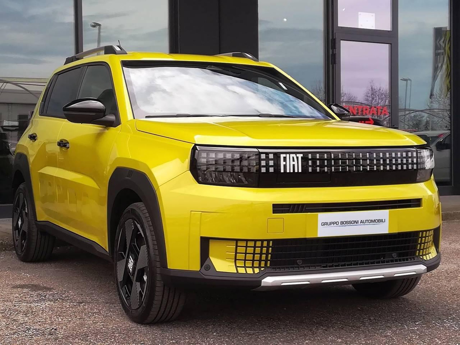 3 - Fiat Grande Panda 44 kwh la prima