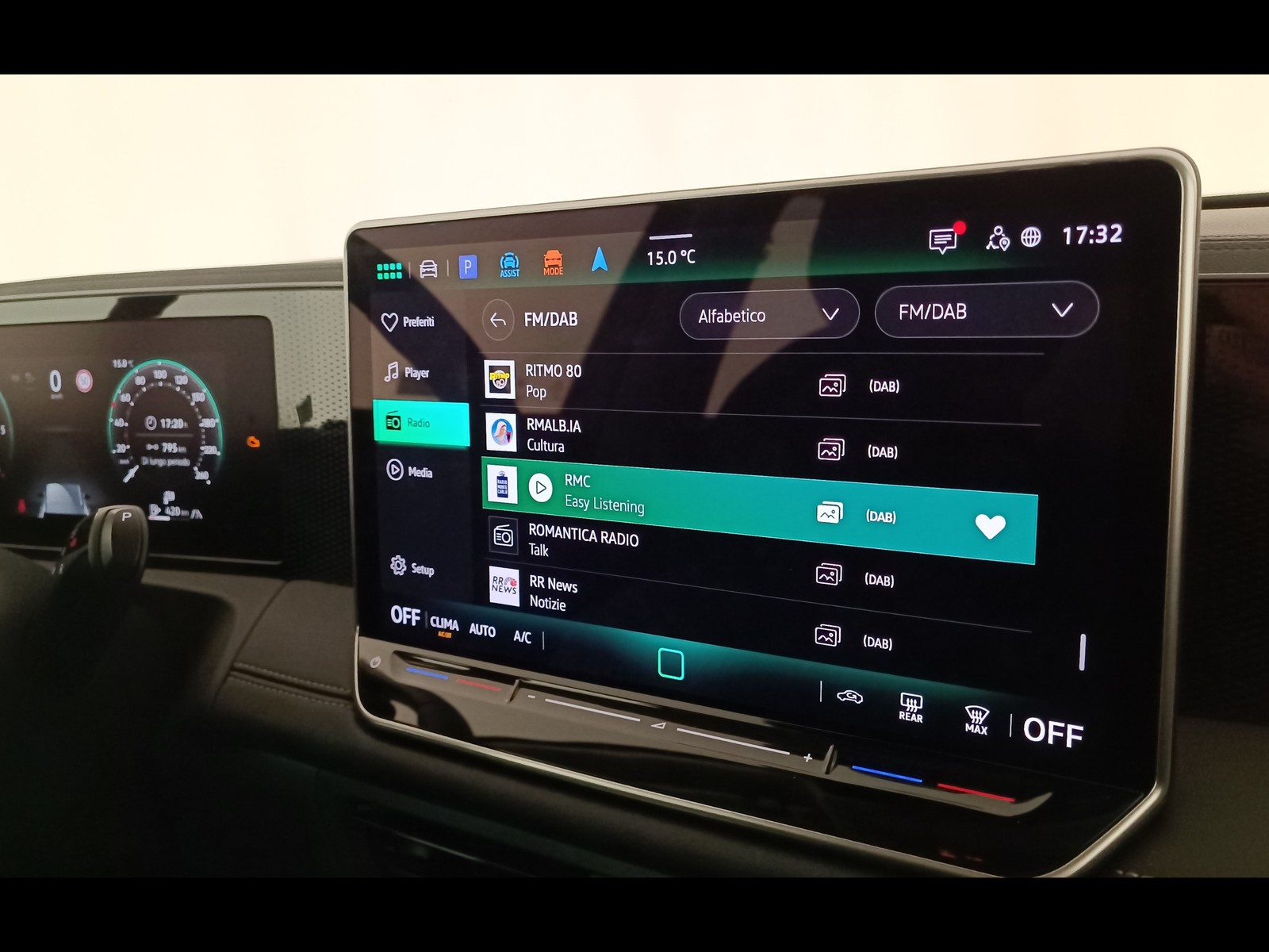 22 - Volkswagen Tiguan 2.0 tdi scr 150cv life dsg