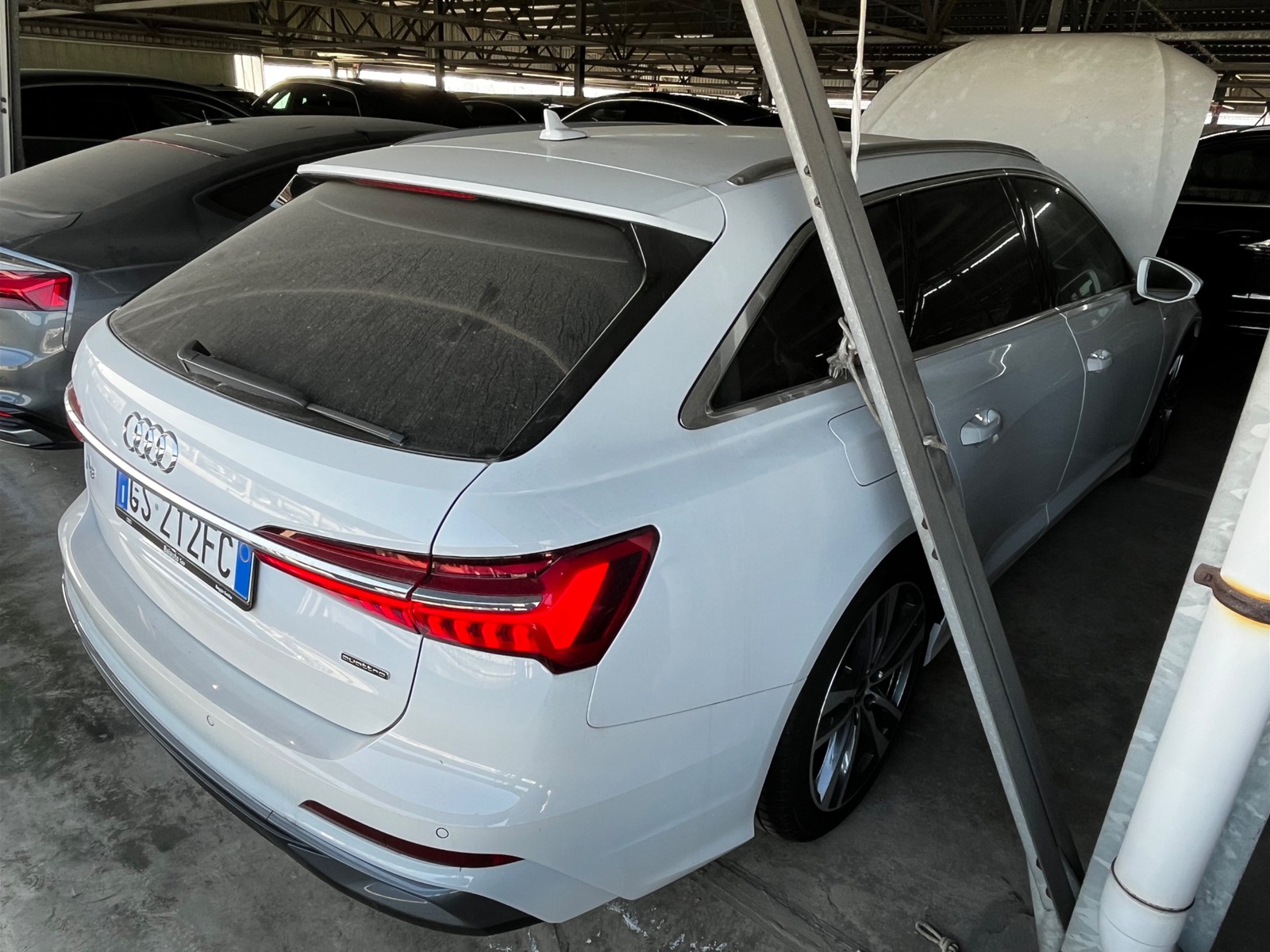 39 - Audi A6 avant 40 2.0 tdi mhev 12v s line edition quattro ultra s tronic