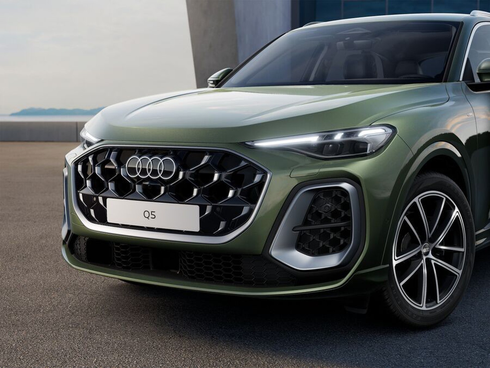 3 - Audi Q5 2.0 tdi mhev+ 204cv s line edition quattro s tronic