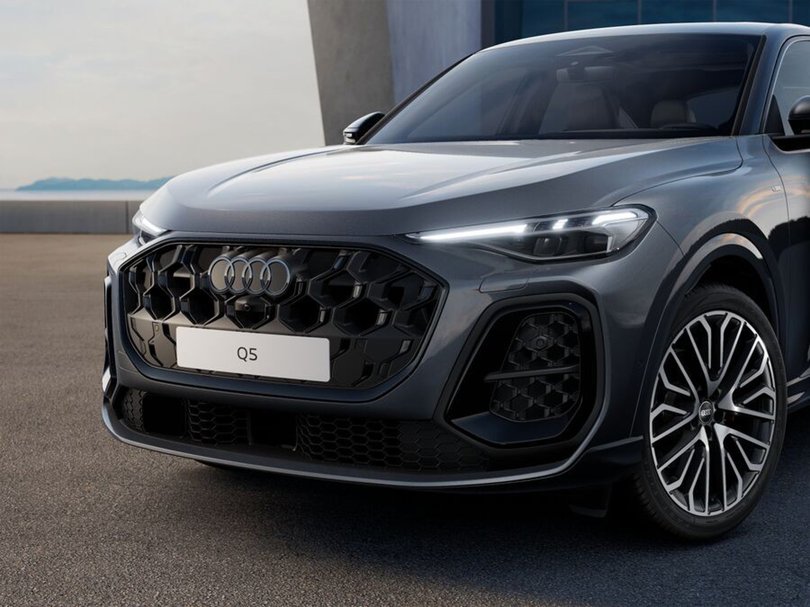 3 - Audi Q5 sportback 2.0 tdi mhev+ 204cv s line edition quattro