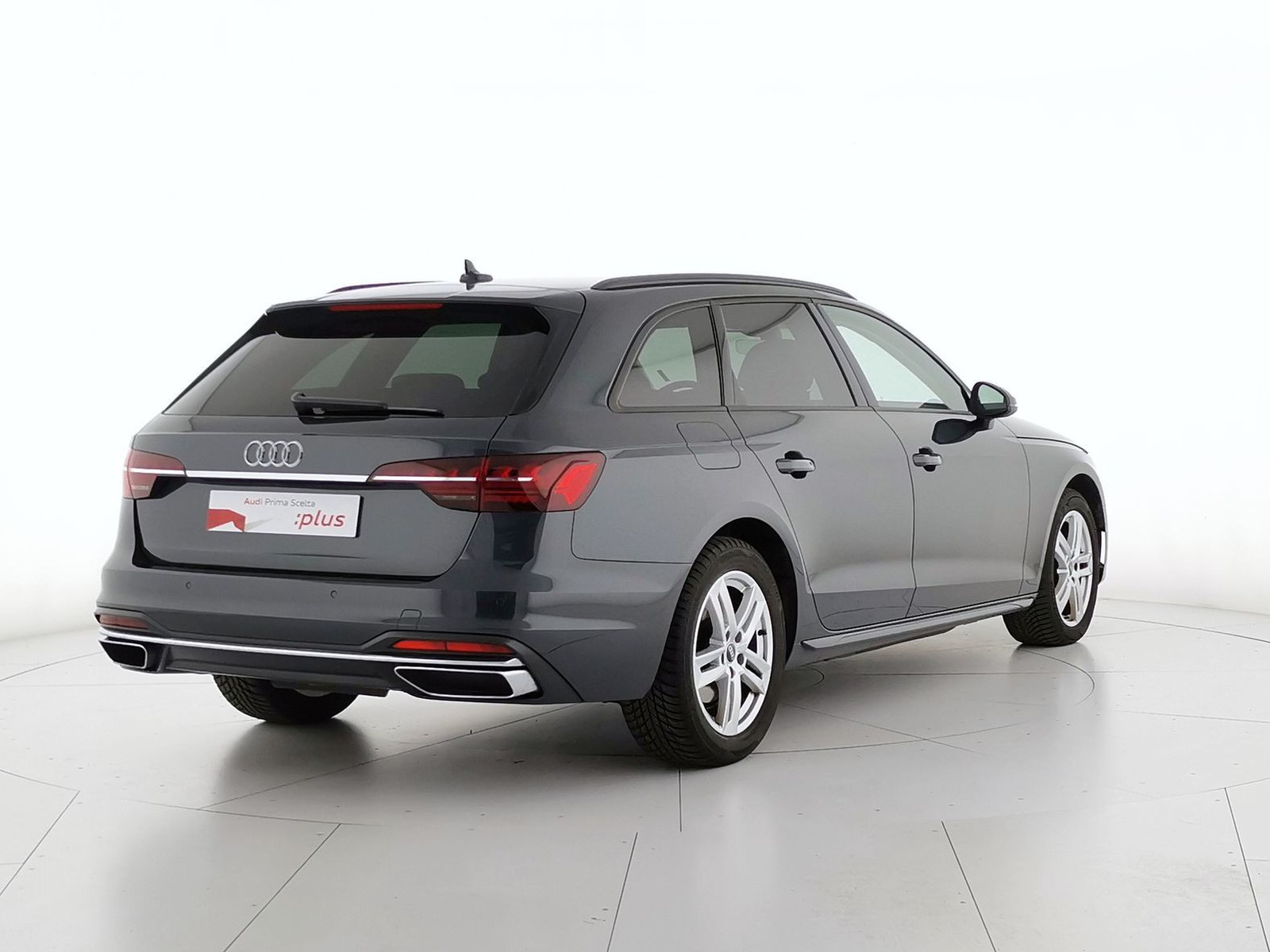 2 - Audi A4 avant 35 2.0 tdi mhev 163cv business advanced s tronic