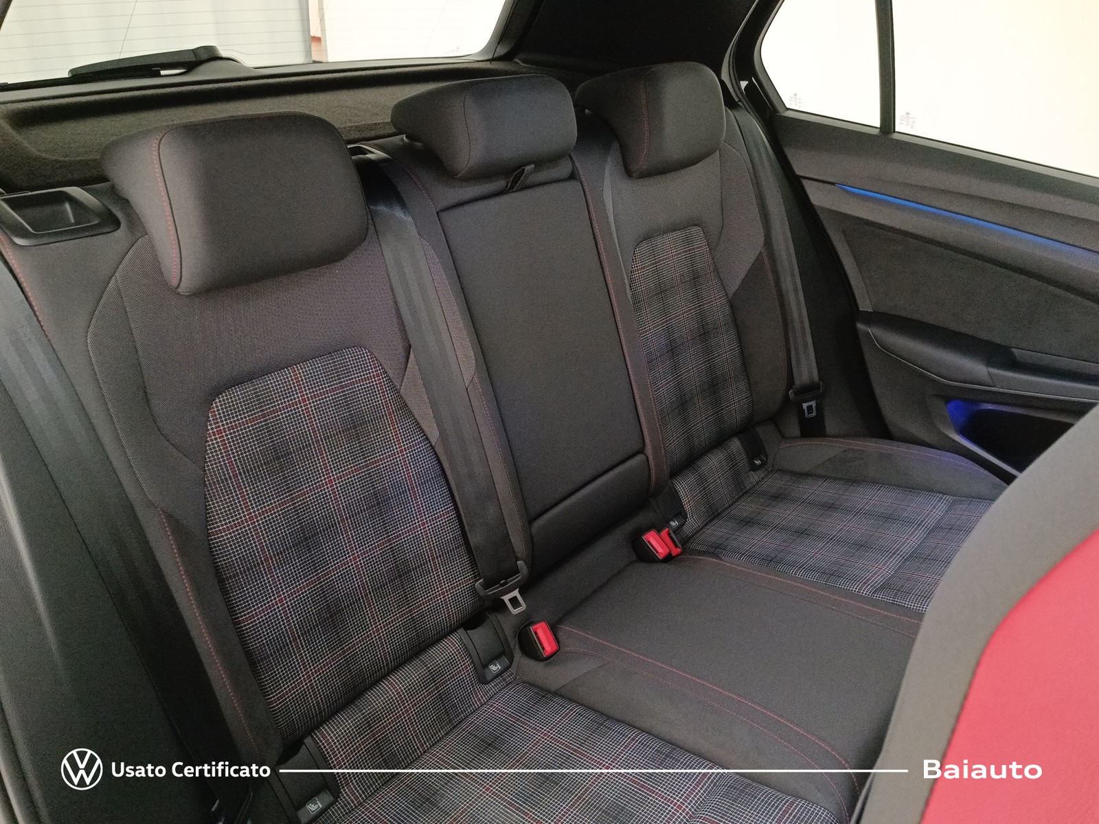 21 - Volkswagen Golf 2.0 tsi 245cv gti dsg