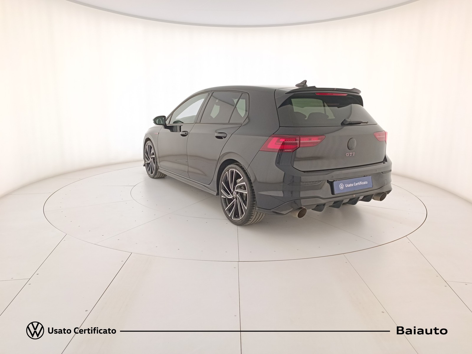 4 - Volkswagen Golf 2.0 tsi 245cv gti dsg