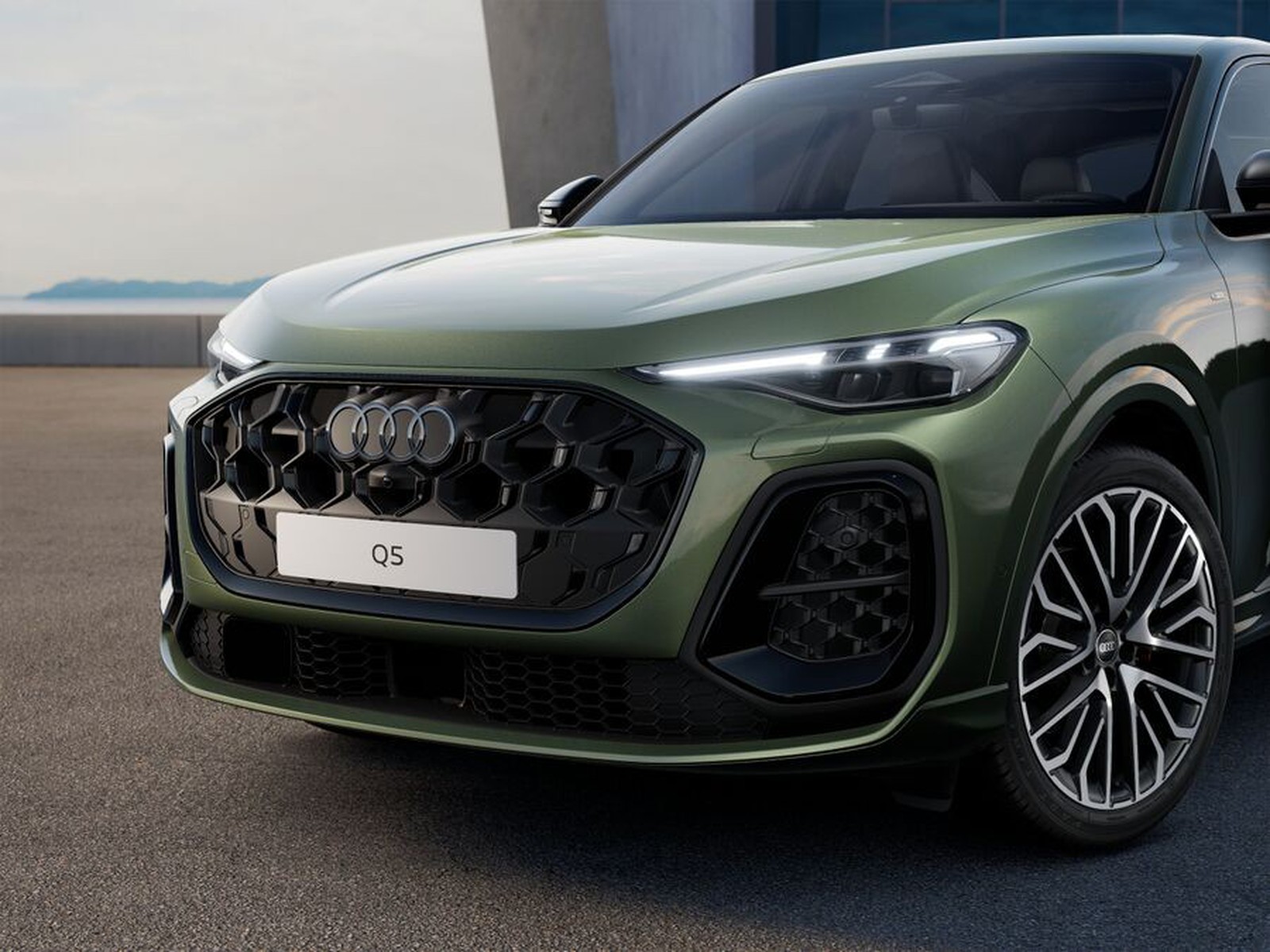 3 - Audi Q5 sportback 2.0 tdi mhev+ 204cv s line edition quattro