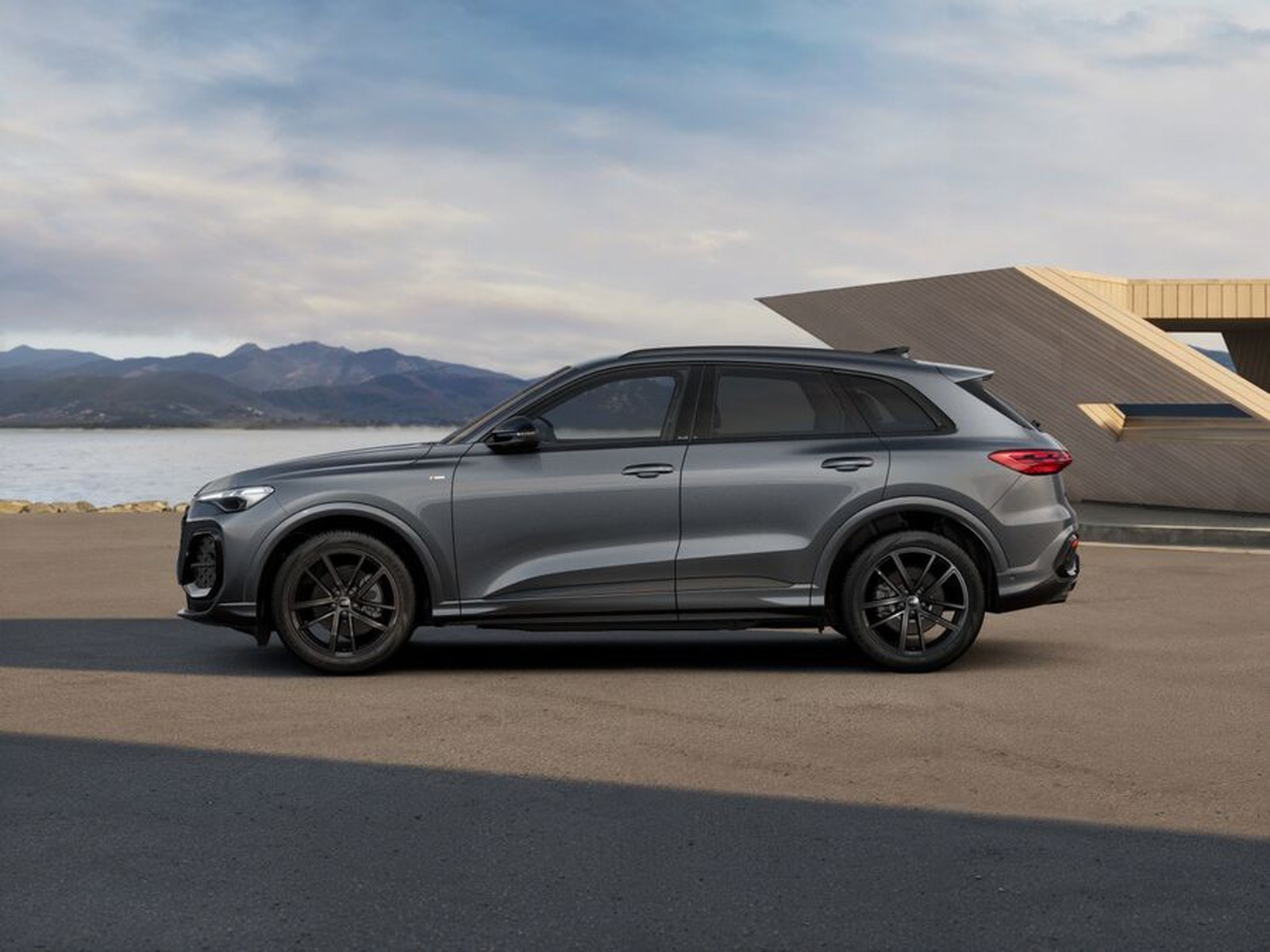 5 - Audi Q5 2.0 tdi mhev+ 204cv s line edition quattro s tronic