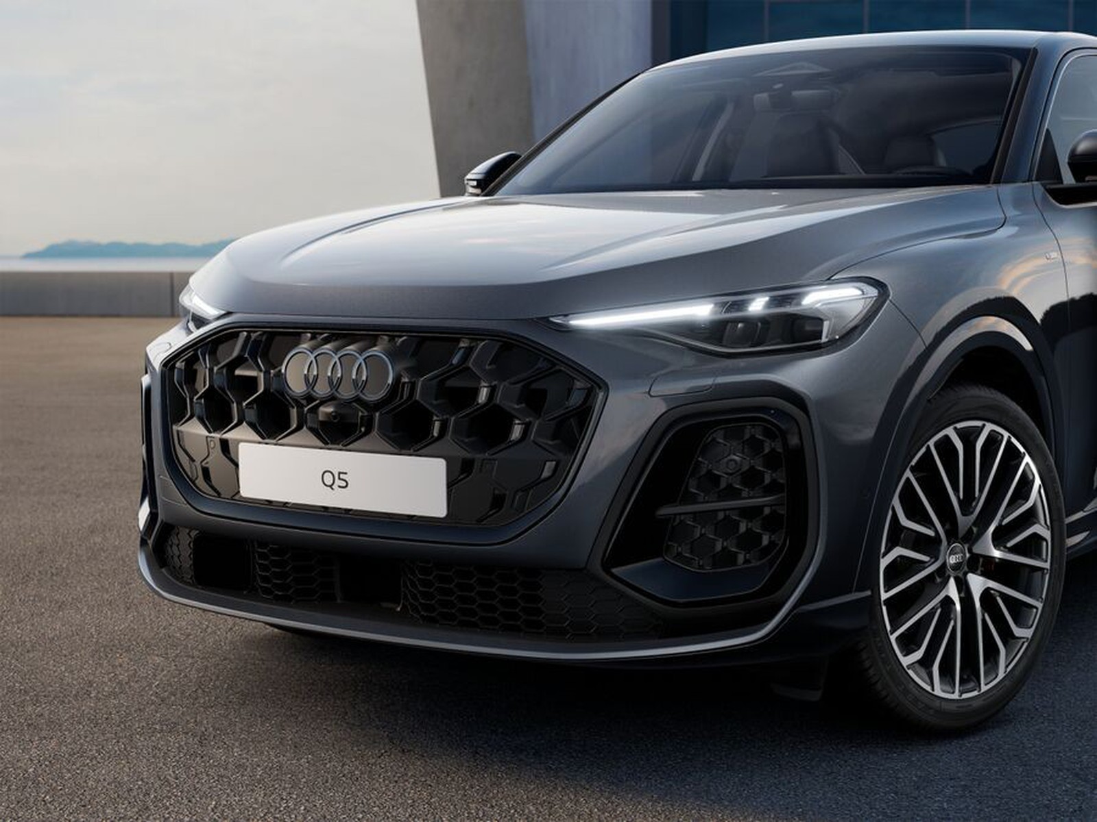 3 - Audi Q5 sportback 2.0 tdi mhev+ 204cv s line edition quattro