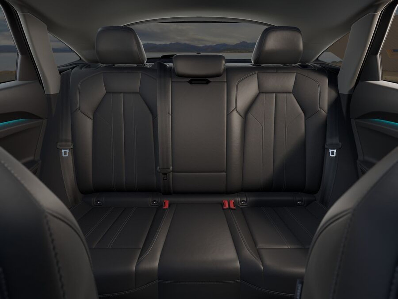 10 - Audi Q5 sportback 2.0 tdi mhev+ 204cv s line edition quattro