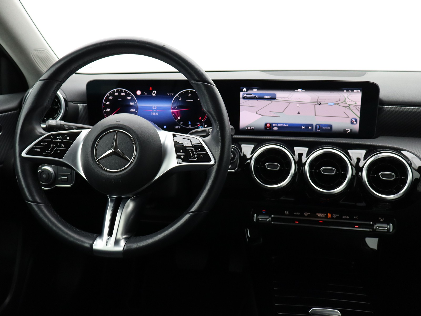 12 - Mercedes Classe A 180 d progressive advanced plus speedshift dct amg 8g