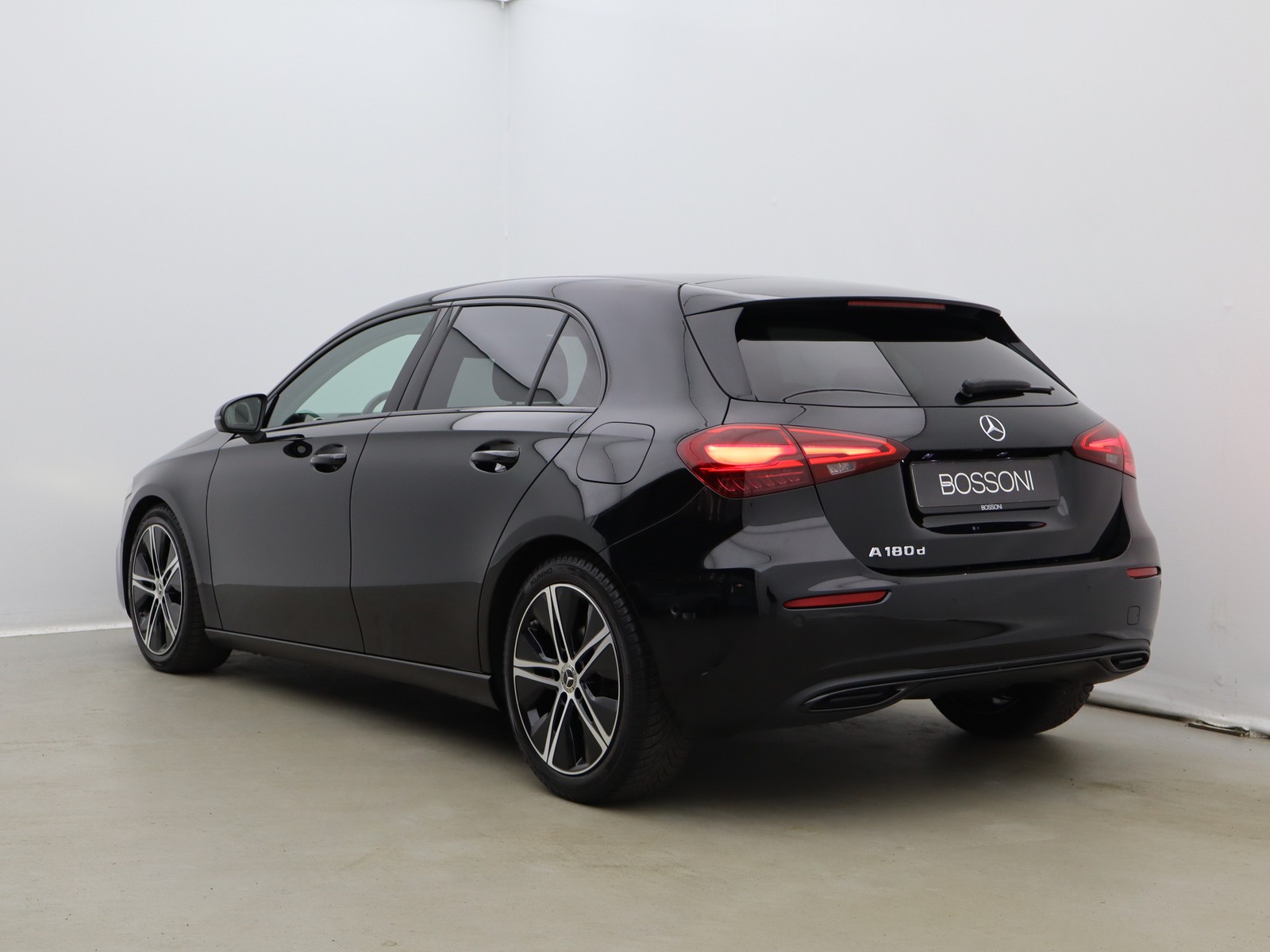 5 - Mercedes Classe A 180 d progressive advanced plus speedshift dct amg 8g