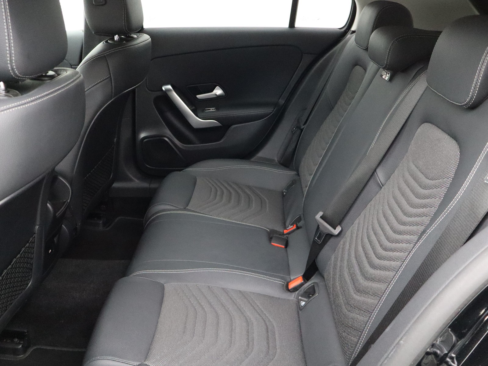 8 - Mercedes Classe A 180 d progressive advanced plus speedshift dct amg 8g