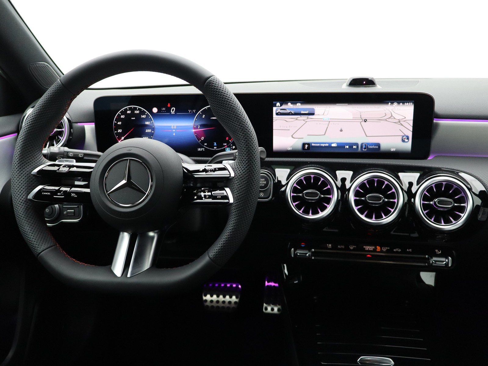 12 - Mercedes Classe A 180 d amg line extra speedshift dct amg 8g