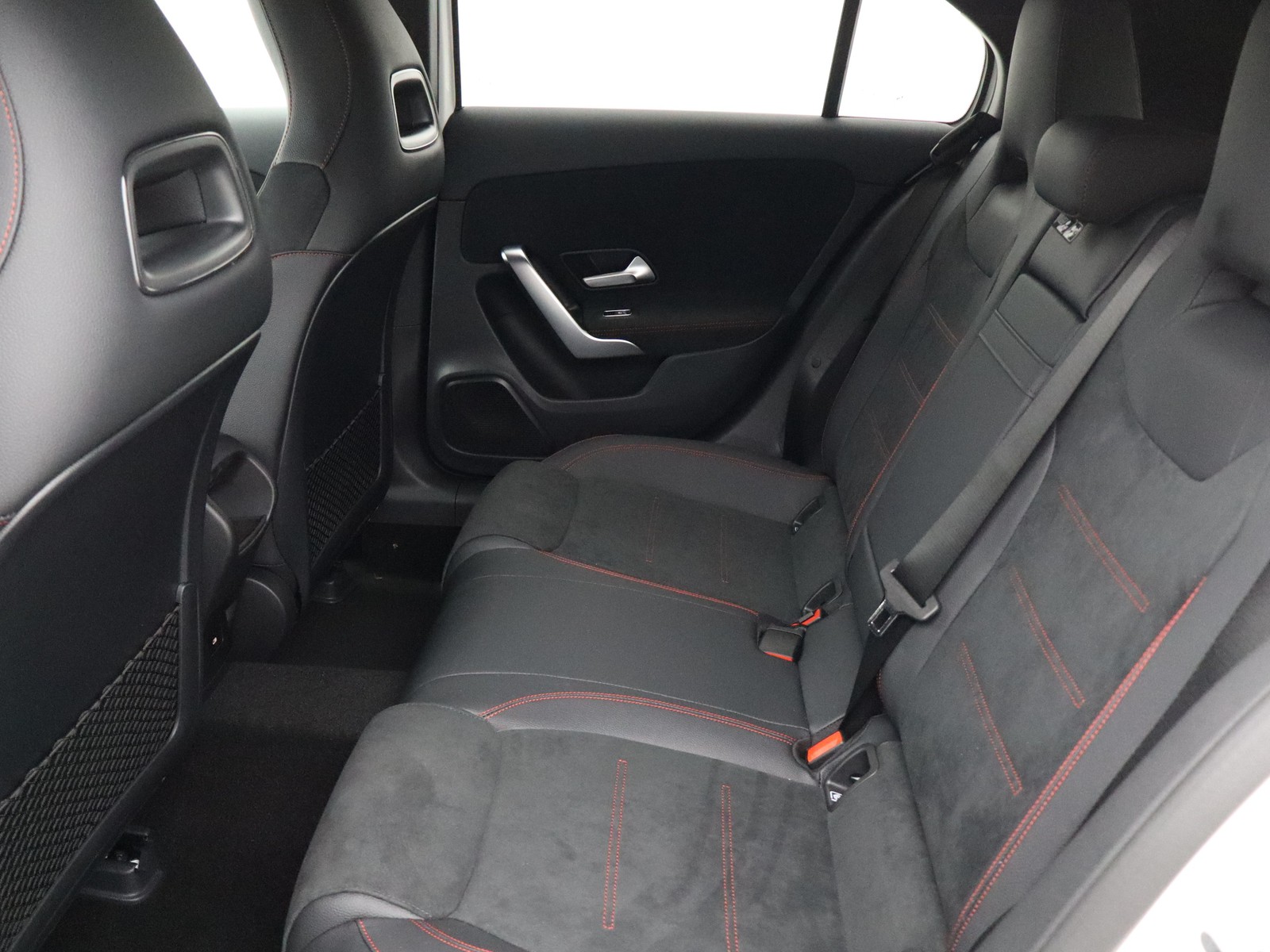 8 - Mercedes Classe A 180 d amg line extra speedshift dct amg 8g