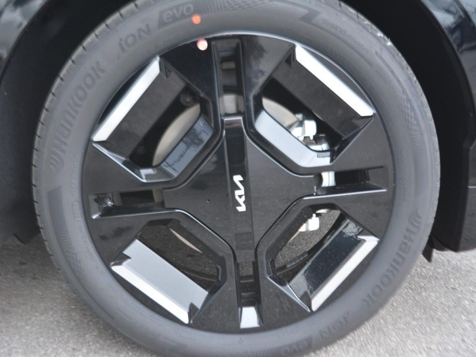 16 - Kia EV3 81,4 kwh gt-line