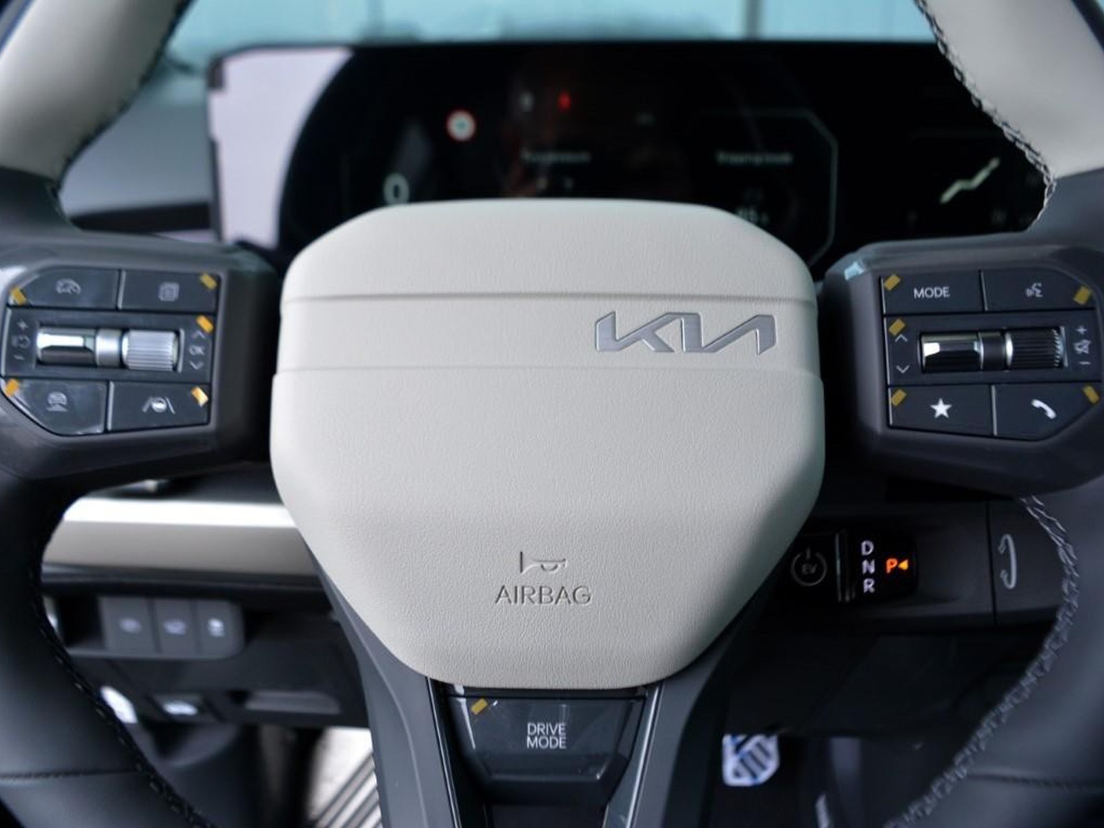 17 - Kia EV3 81,4 kwh gt-line